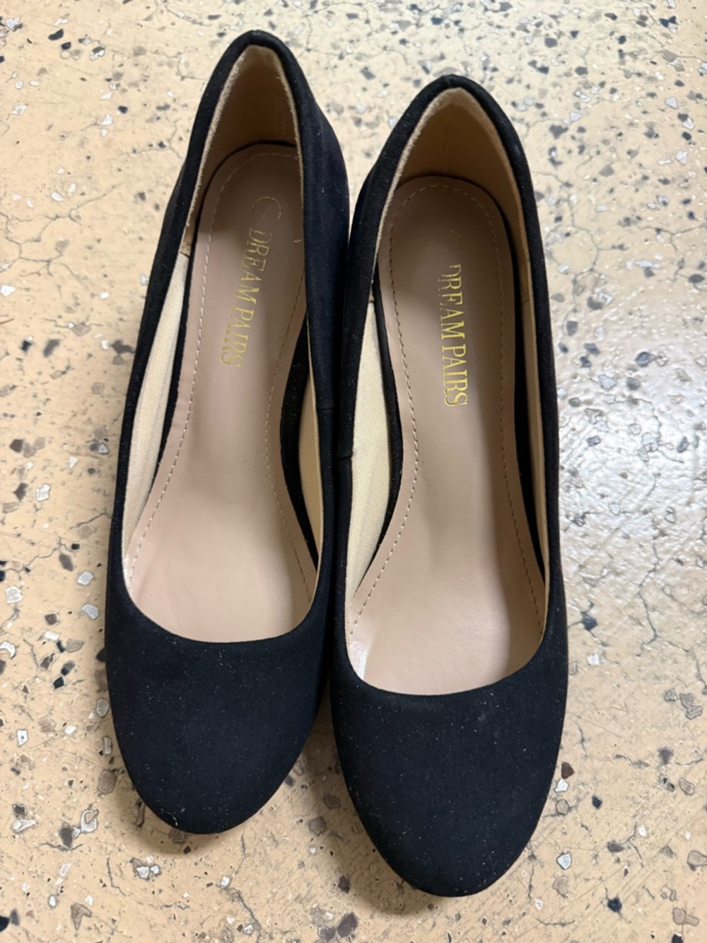 Dream Pairs Black Suede-Look Round Toe Heels